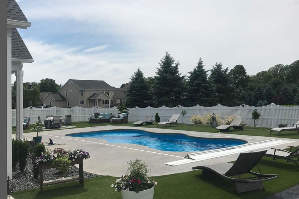 Fiberglass pool installation