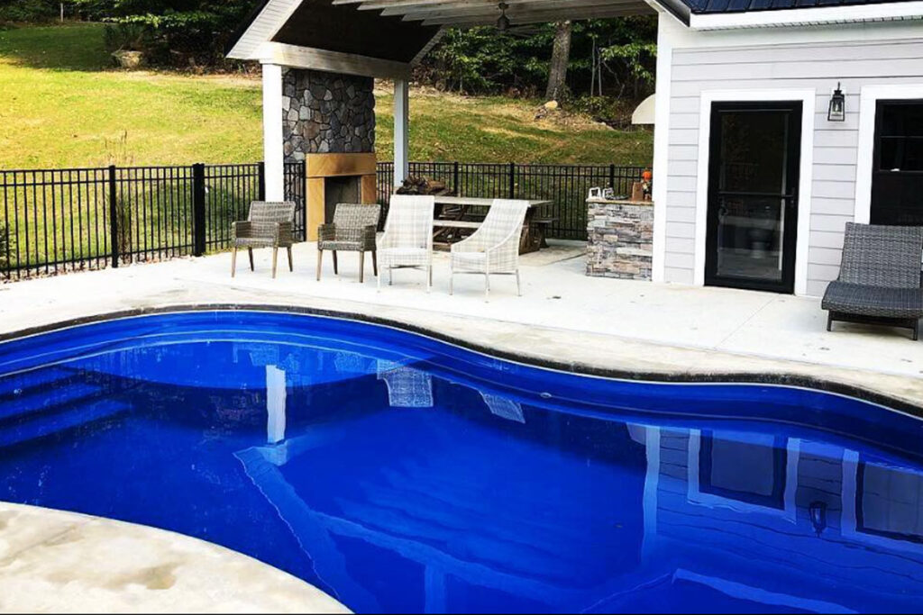 Residential pool builder